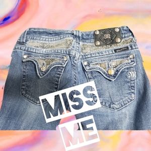 Miss Me Jeans - Size 28- Bootcut - Pre-Owned - JP5